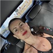 Hai sempre desiderato approfondire o iniziare lo studio della danza classica ma temi la sala danza? Hai trovato l’insegnante!